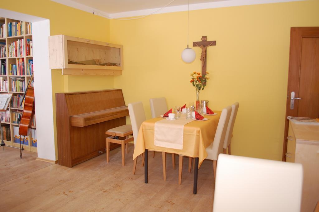 Gästehaus Kemper Oberammergau Bagian luar foto